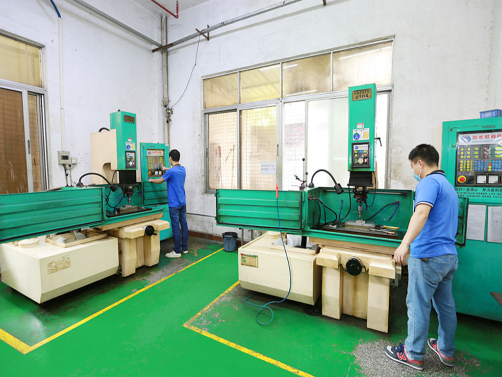 CNC Spark Machine